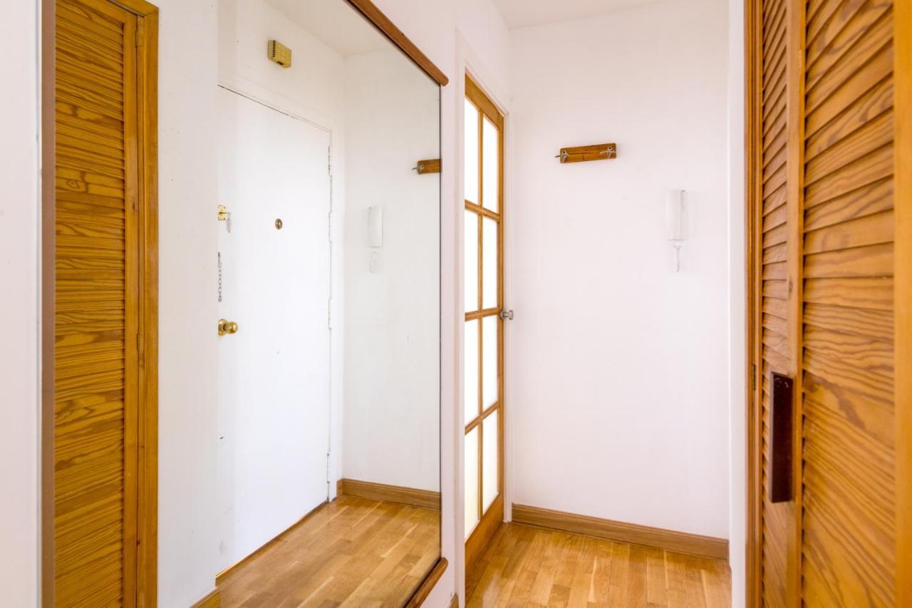 Ferienwohnung Bright Penthouse With Terrace In Madrid Center Exterior foto