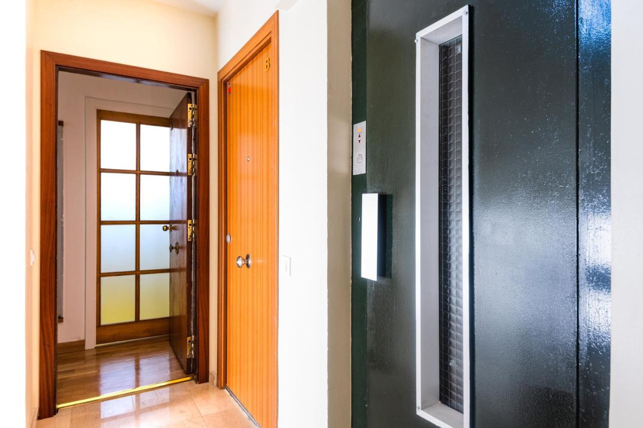Ferienwohnung Bright Penthouse With Terrace In Madrid Center Exterior foto